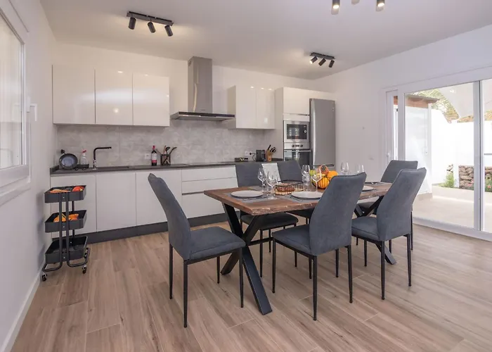 펜션 Modernes Und Helles Direkt Am Meer- Mit Zwei Grossen Terrassen- Garte By Interhome Villaverde (Fuerteventura)