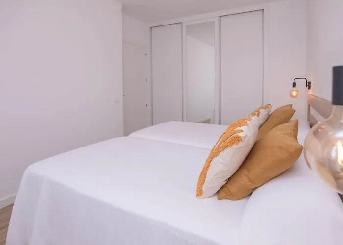 Modernes Und Helles Direkt Am Meer- Mit Zwei Grossen Terrassen- Garte By Interhome 펜션 *