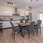 Feriehus Modernes Und Helles Direkt Am Meer- Mit Zwei Grossen Terrassen- Garte By Interhome Villaverde (Fuerteventura)