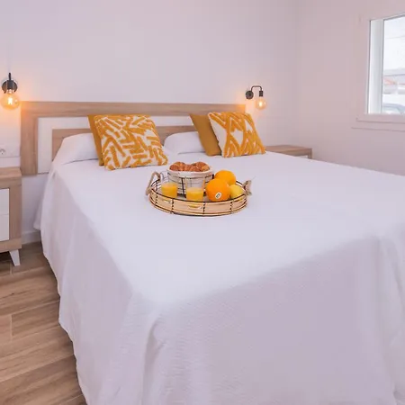 Σπίτι διακοπών Modernes Und Helles Direkt Am Meer- Mit Zwei Grossen Terrassen- Garte By Interhome *