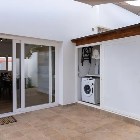 Modernes Und Helles Direkt Am Meer- Mit Zwei Grossen Terrassen- Garte By Interhome Σπίτι διακοπών Villaverde (Fuerteventura)