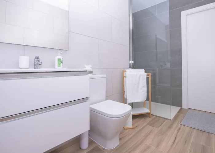 Modernes Und Helles Direkt Am Meer- Mit Zwei Grossen Terrassen- Garte By Interhome *